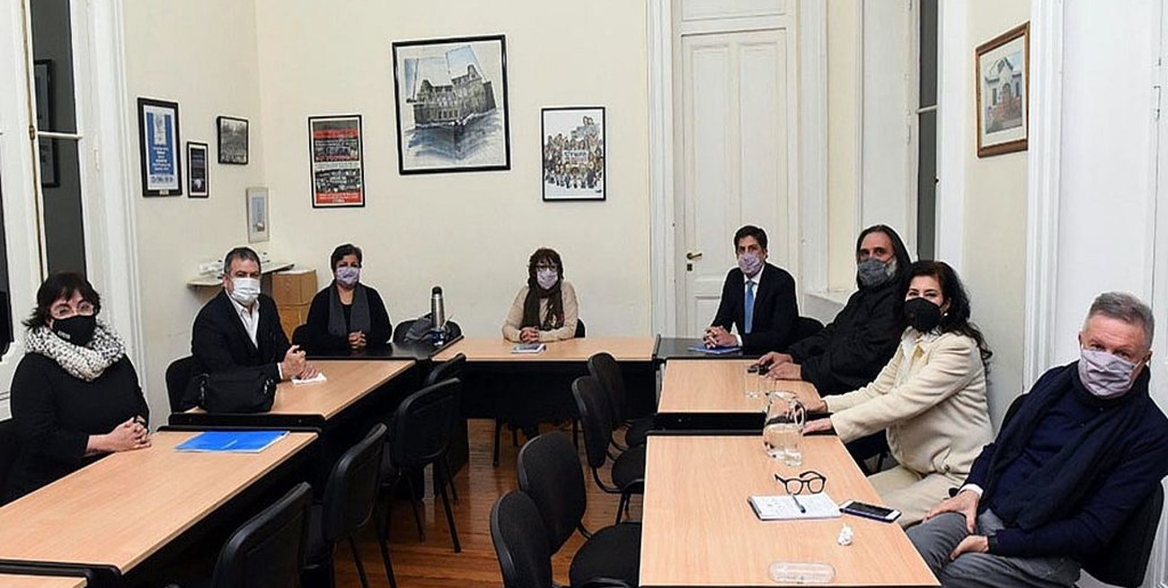 Convocan a la paritaria nacional docente para el mes de agosto