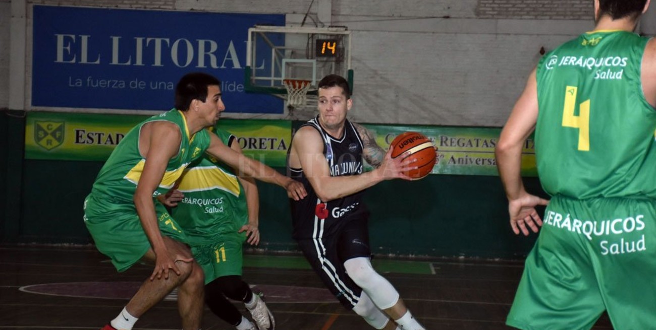 Alma Juniors, en el cierre del partido