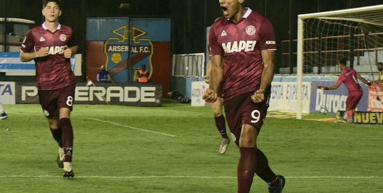 Lanús reaccionó a tiempo para vencer a Real Pilar y avanzar en la Copa Argentina