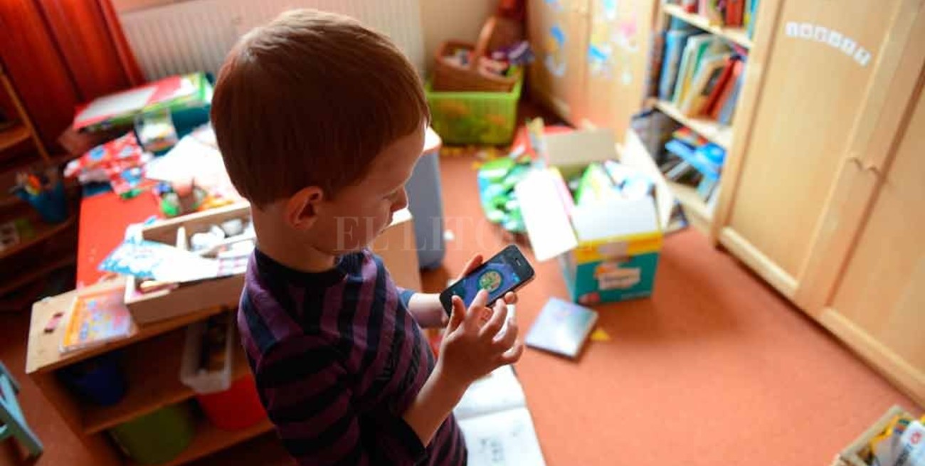 Momo: el monstruo virtual que incita a los niños a cometer actos violentos