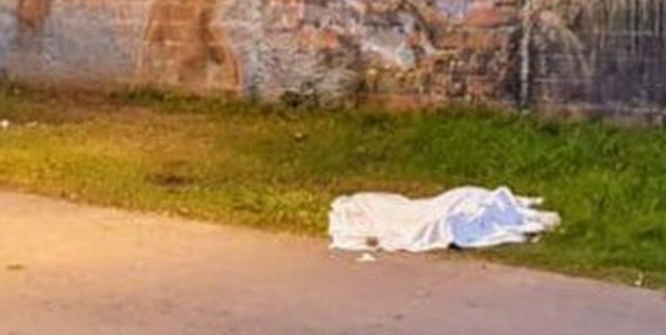 Rosario: matan de un tiro por la espalda a un joven en barrio Alvear