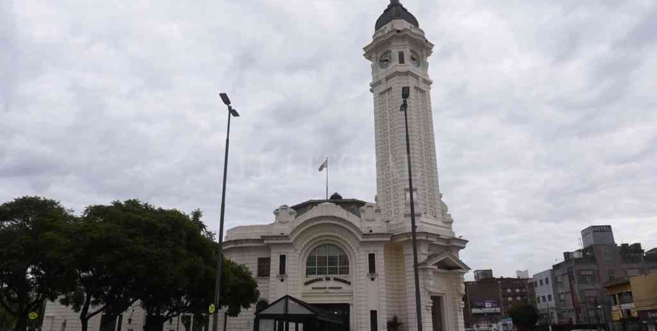 Rosario: matan de una puñalada a un hombre en la puerta de la terminal de ómnibus