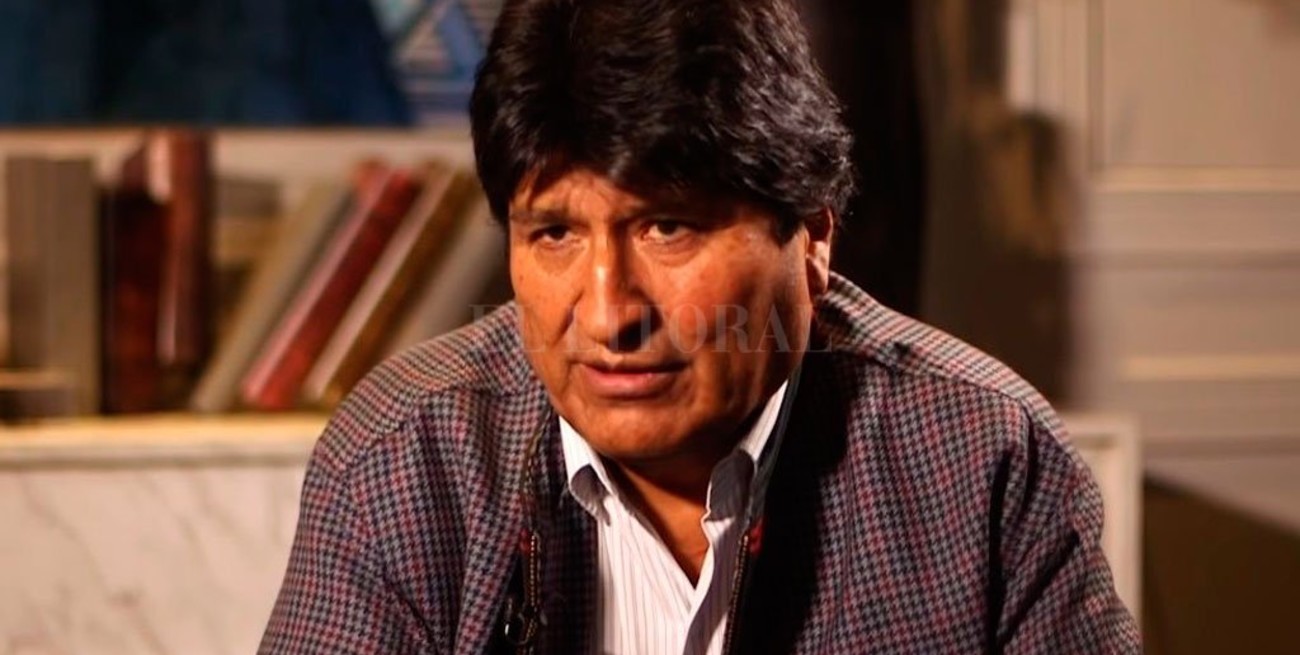 Evo Morales llegó a la Argentina para ser refugiado