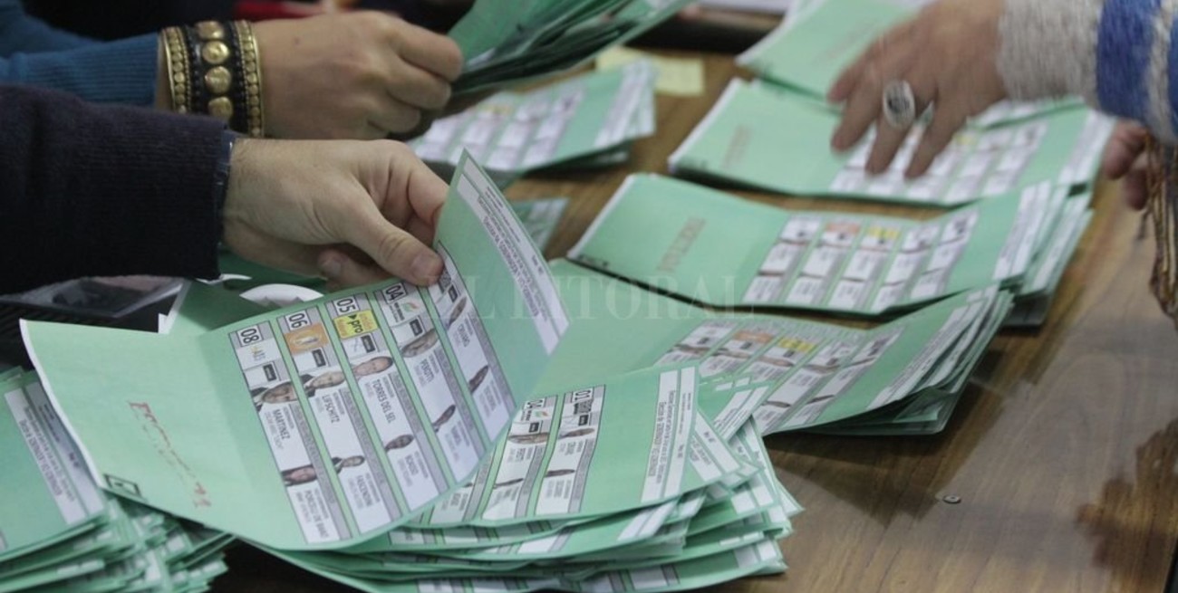 Elecciones PASO en Santa Fe: empezó el escrutinio definitivo