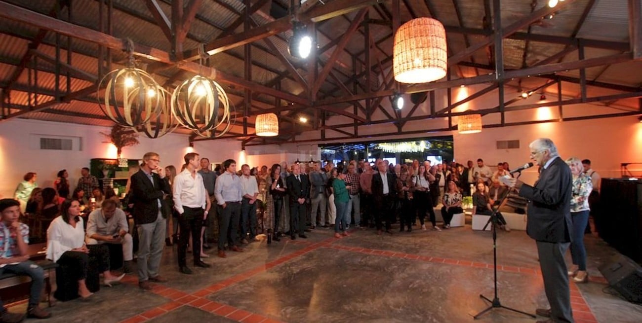 Quedó reinaugurado el Salón Mántaras de La Rural