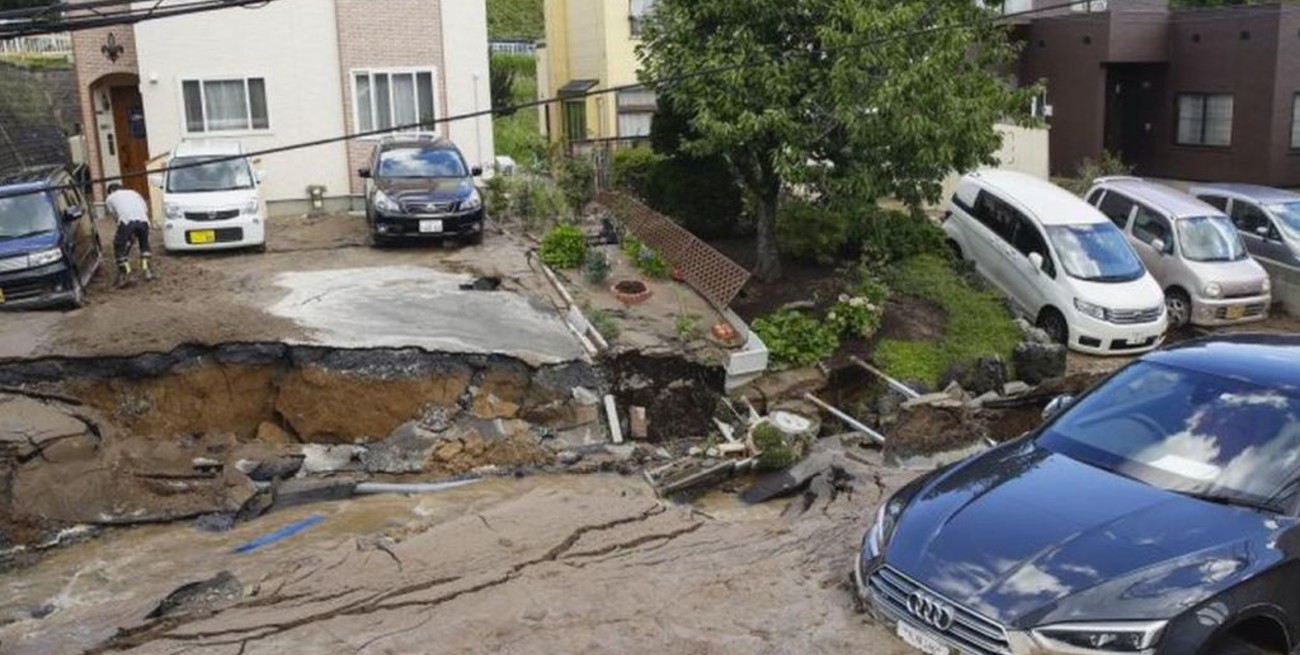Ahora, un fuerte terremoto en el norte de Japón sumó siete muertos 