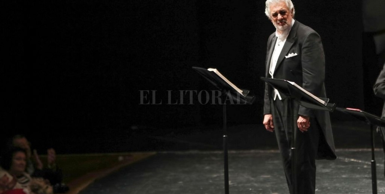 Dan de alta a Plácido Domingo, quien contrajo coronavirus