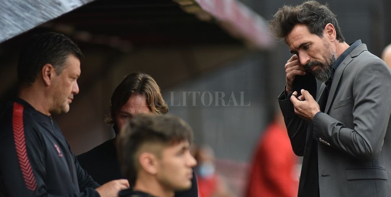 Eduardo Domínguez: "Cuando no podemos ganar nos duele"