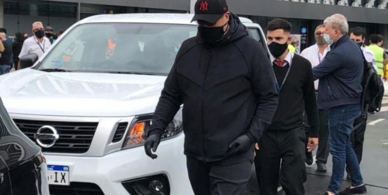 Germán ''El Mono'' Burgos ya llegó a Ezeiza para debutar el viernes en Rosario