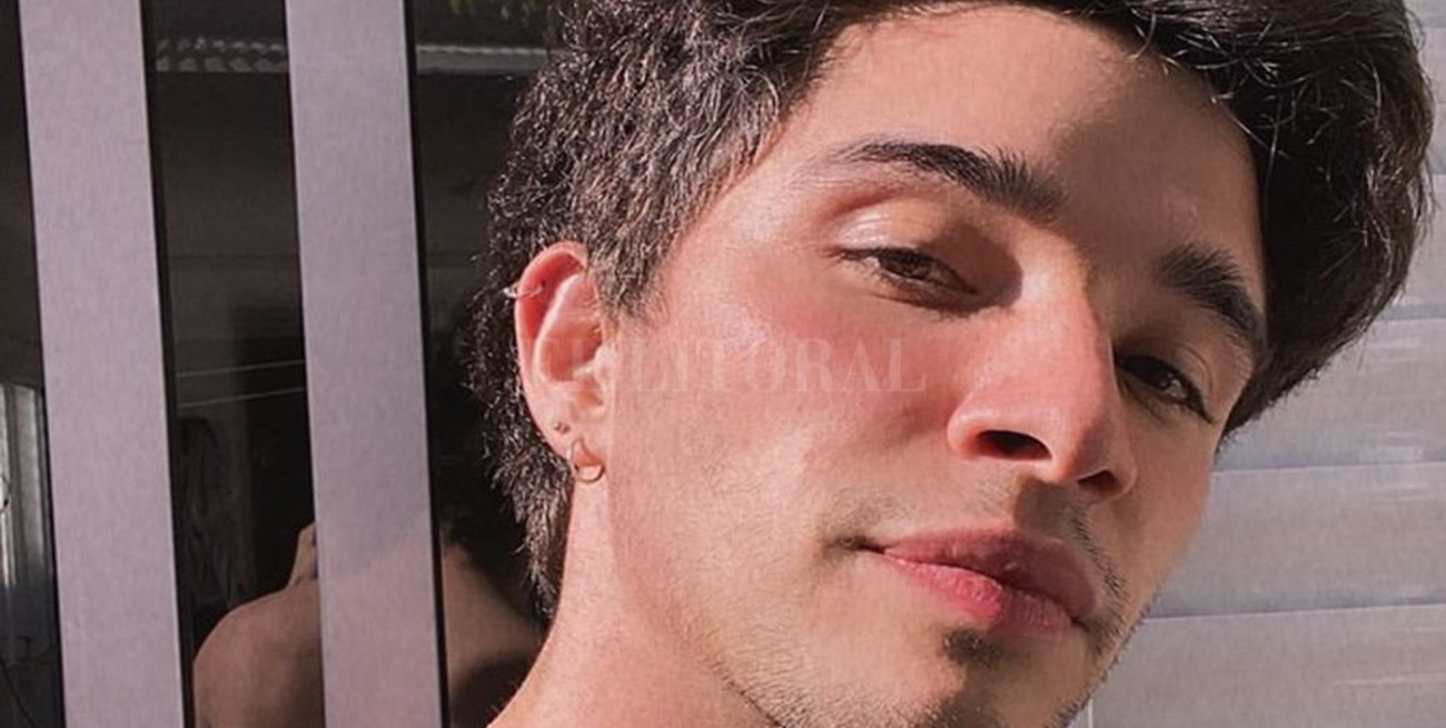 Julián Serrano: "La idea es hacerte bien pobre para que después mendigues pan y arroz al gobierno" 