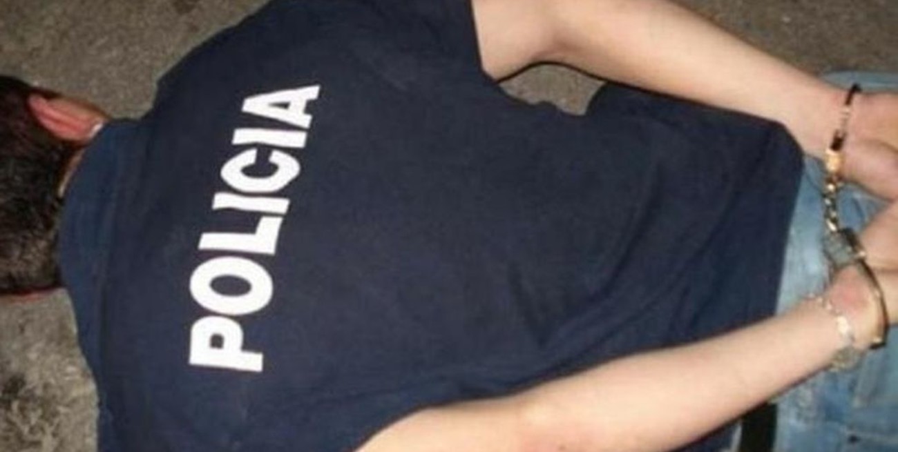 Salta: detuvieron a un policía que robó dinero de una herencia vacante