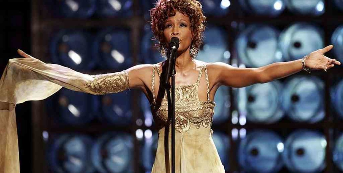 Hollywood llevará al cine la vida de Whitney Houston