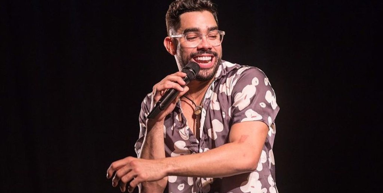 Un cantante brasileño murió en un accidente aéreo