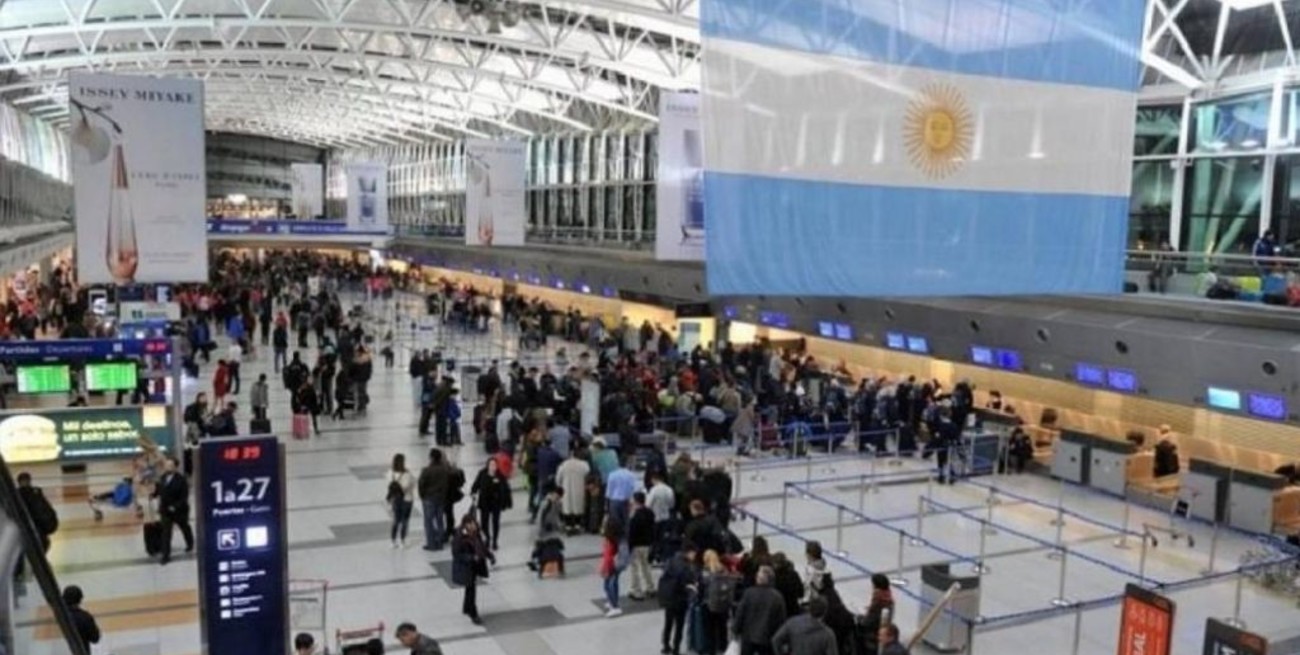 El Gobierno habilitará el ingreso de turistas de países limítrofes al área metropolitana