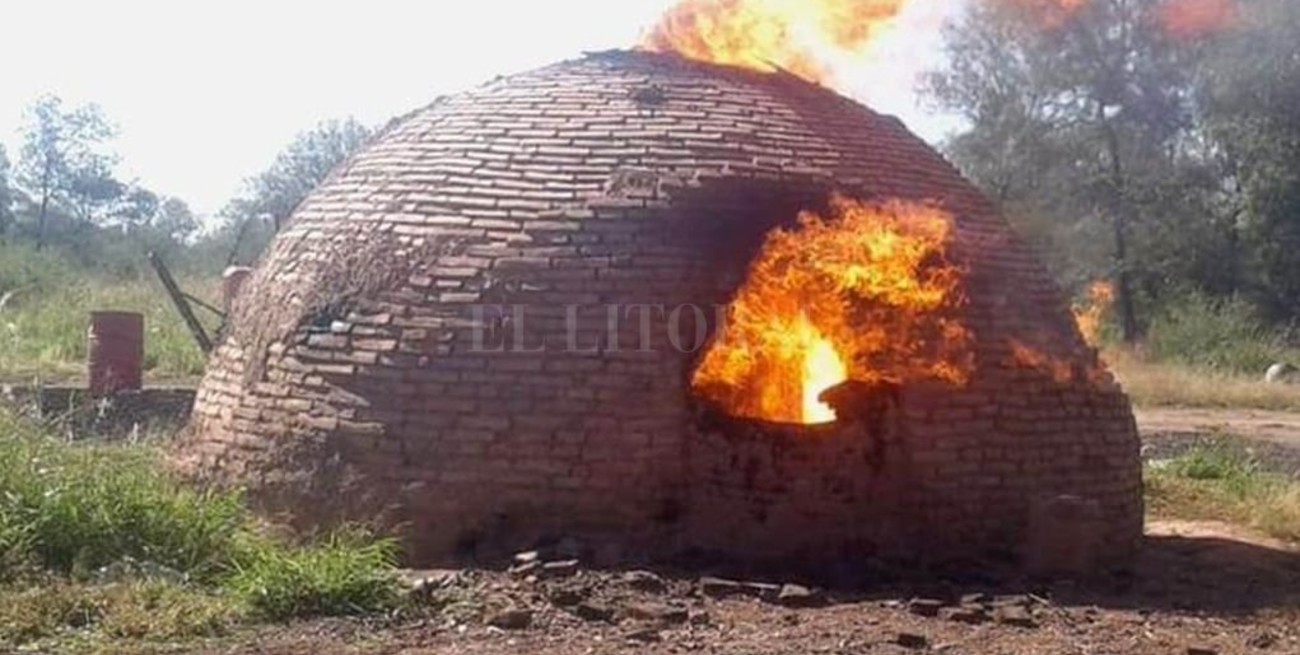 Un nene cayó a un horno y falleció carbonizado