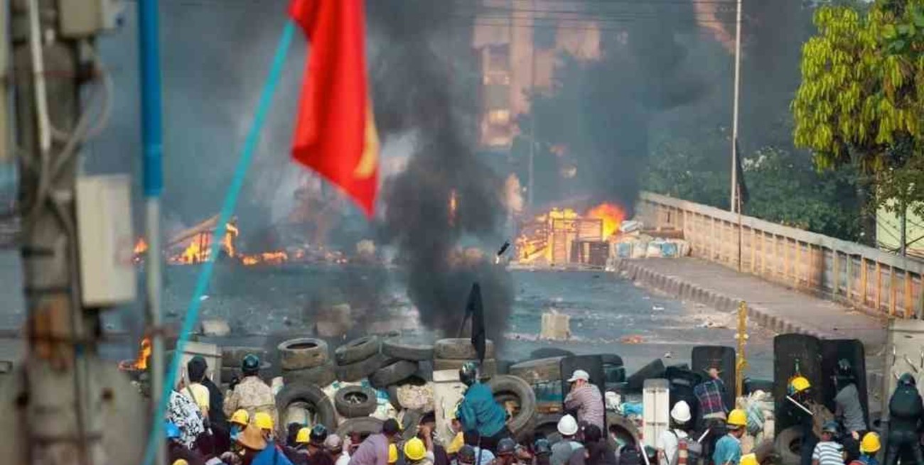 Myanmar: más de 90 muertos tras las masivas protestas contra el golpe de Estado
