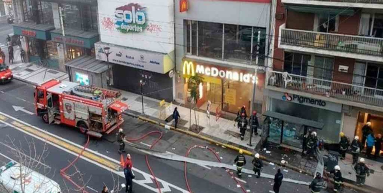 Se produjeron dos nuevas explosiones e incendio en la perfumería de Villa Crespo