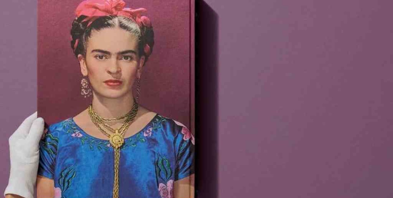Por primera vez, publican un libro que reúne la obra completa de Frida Kahlo