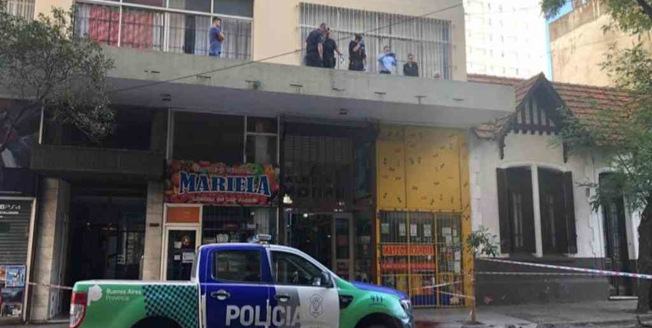 Una joven murió al caer desde el séptimo piso de un edificio en Mar del Plata