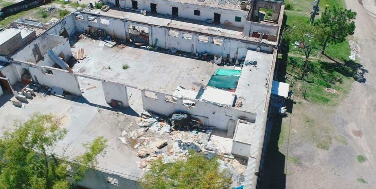 Ceres: niños que viven en terrenos de la ex firma  Nesaglo, serán tratados por plomo en sangre