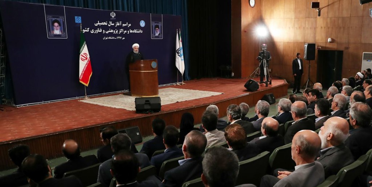 Rohani: Irán seguirá en el acuerdo nuclear y no teme a las sanciones de Estados Unidos