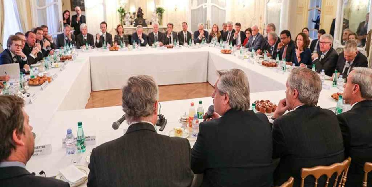 Alberto Fernández, en Francia: "Con Macri vivimos un 2001 por goteo"