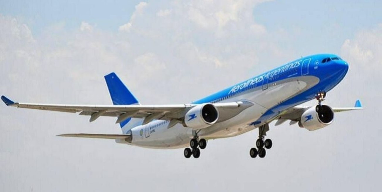 Partió un nuevo vuelo de Aerolíneas Argentinas en busca de más vacunas Sputnik V