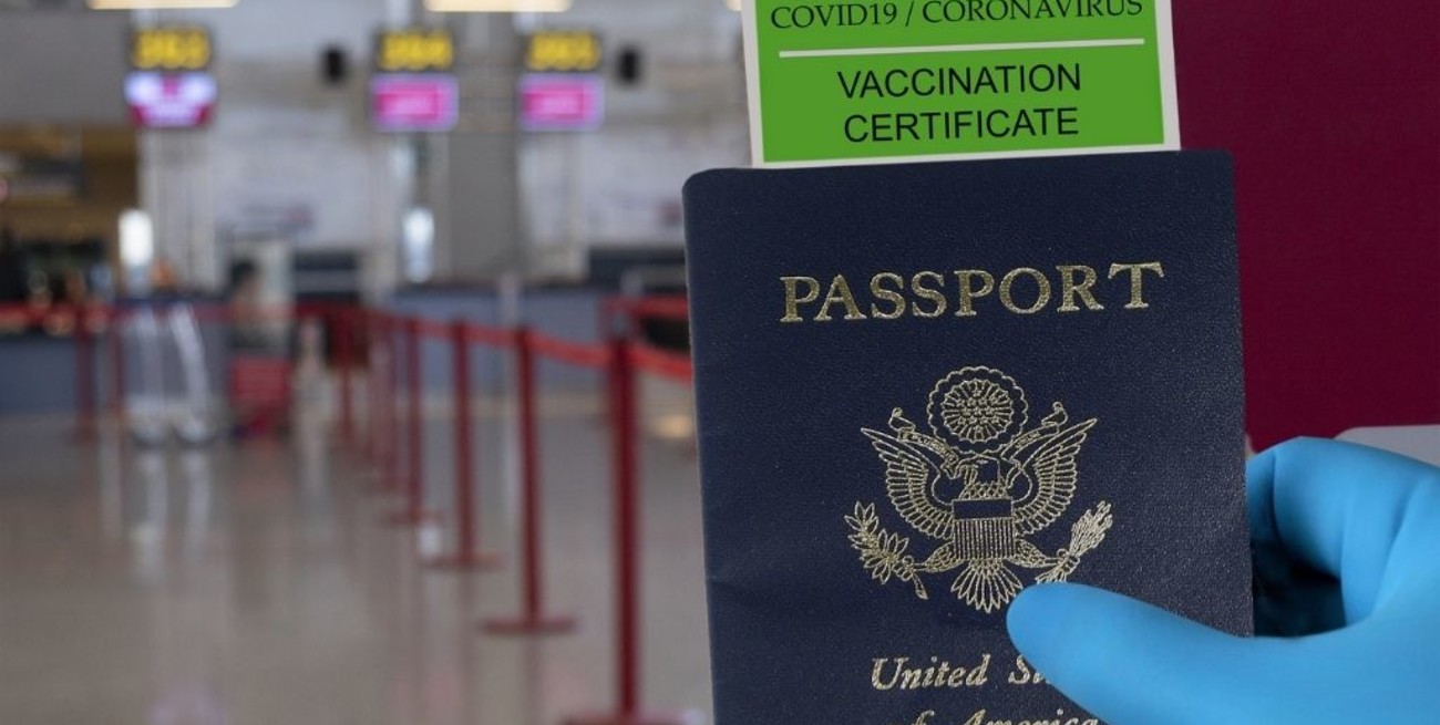 Francia autoriza el ingreso de ciudadanos de la UE con el certificado de vacunación