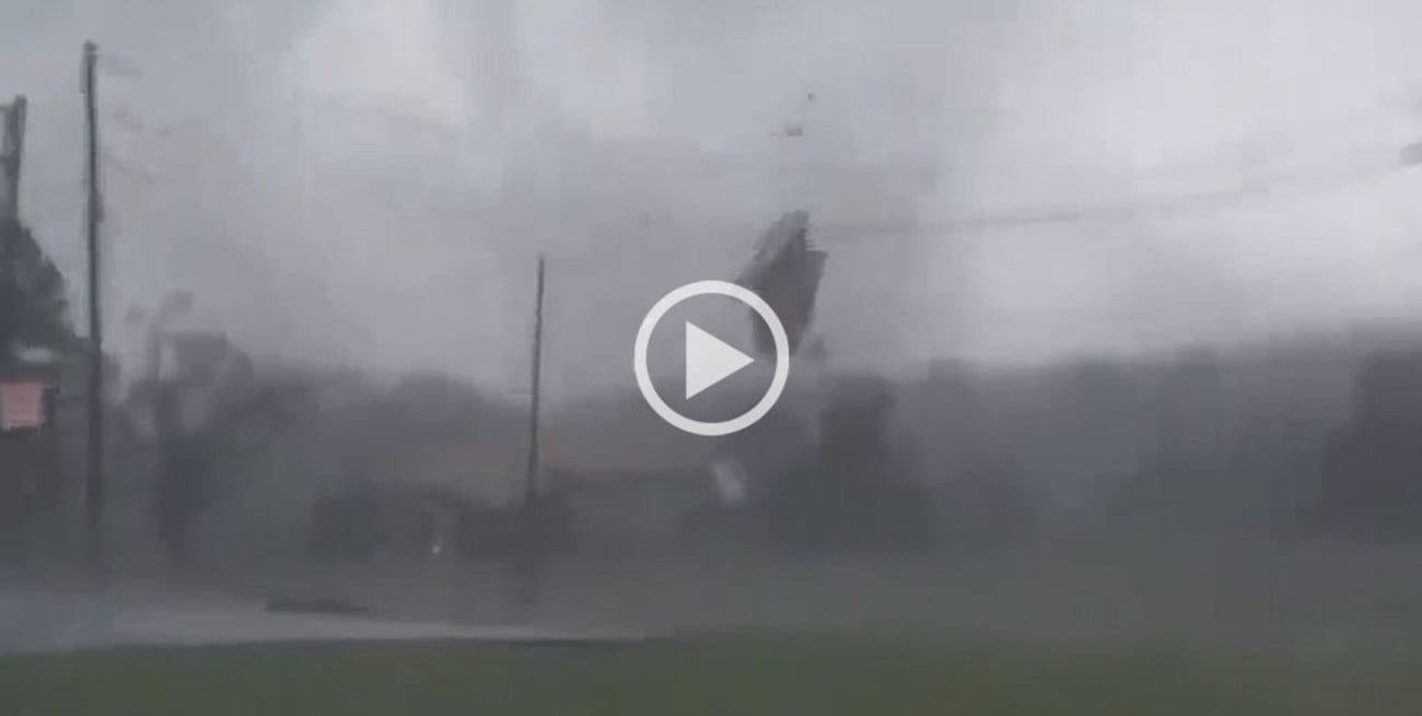Video: un peligroso tornado afectó la zona de Tucaloosa