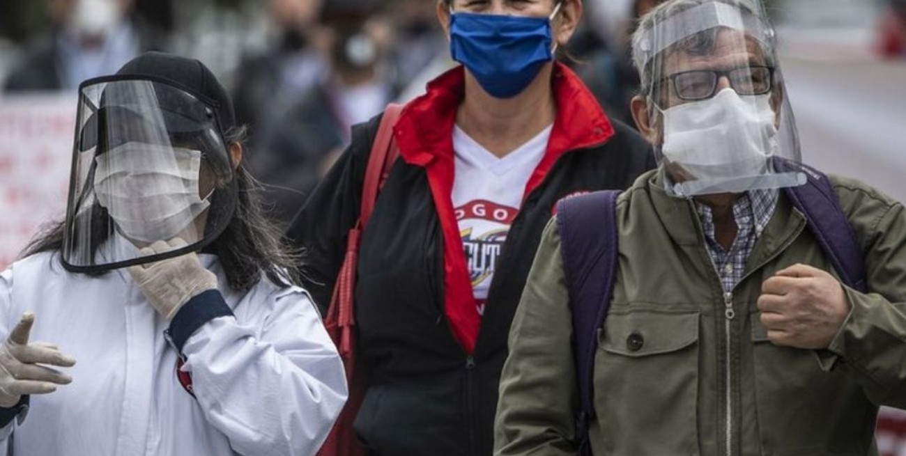 Colombia: la canciller tiene coronavirus y extreman medidas en Bogotá por el aumento de contagios