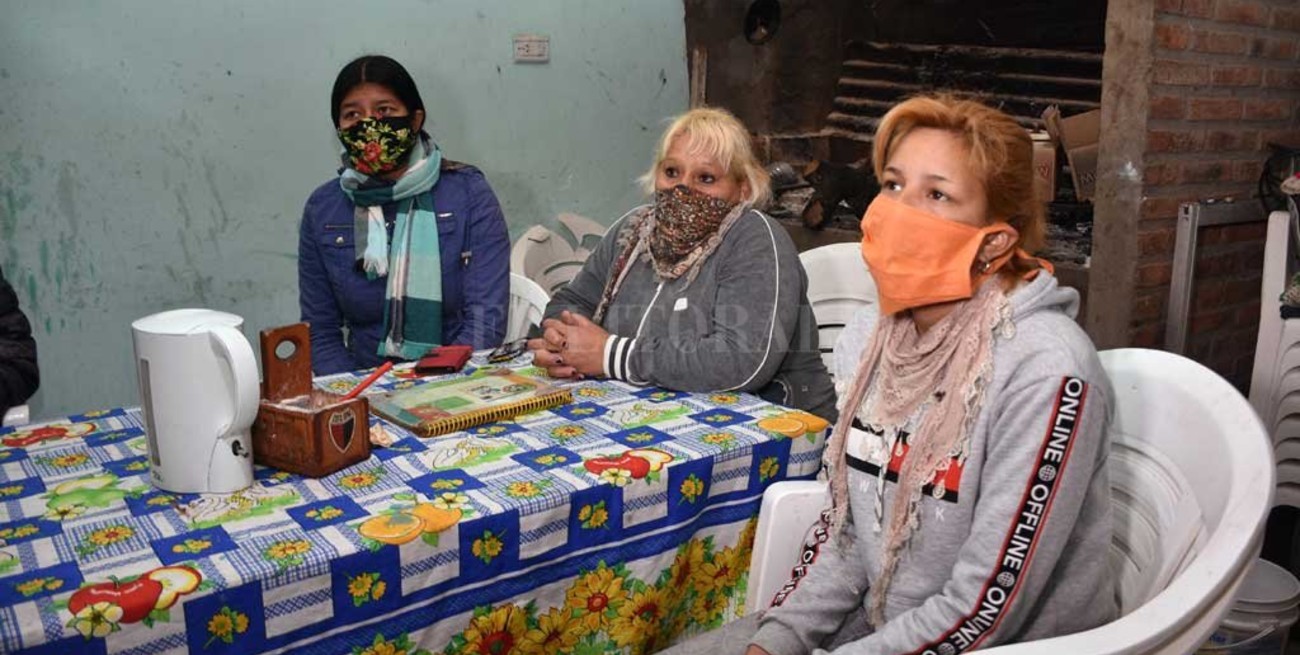 Ángeles que asisten a 240 personas en Santo Domingo