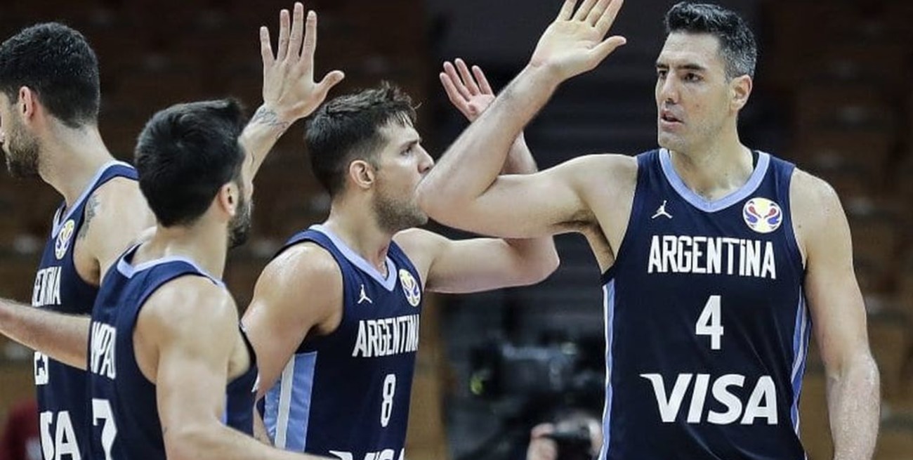 Argentina juega por el primer puesto del grupo ante Rusia
