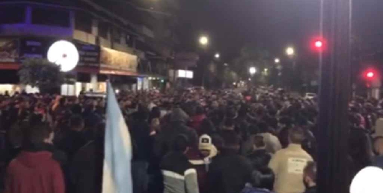 Continuaron las protestas de la Policía bonaerense en reclamo por una mejora salarial 