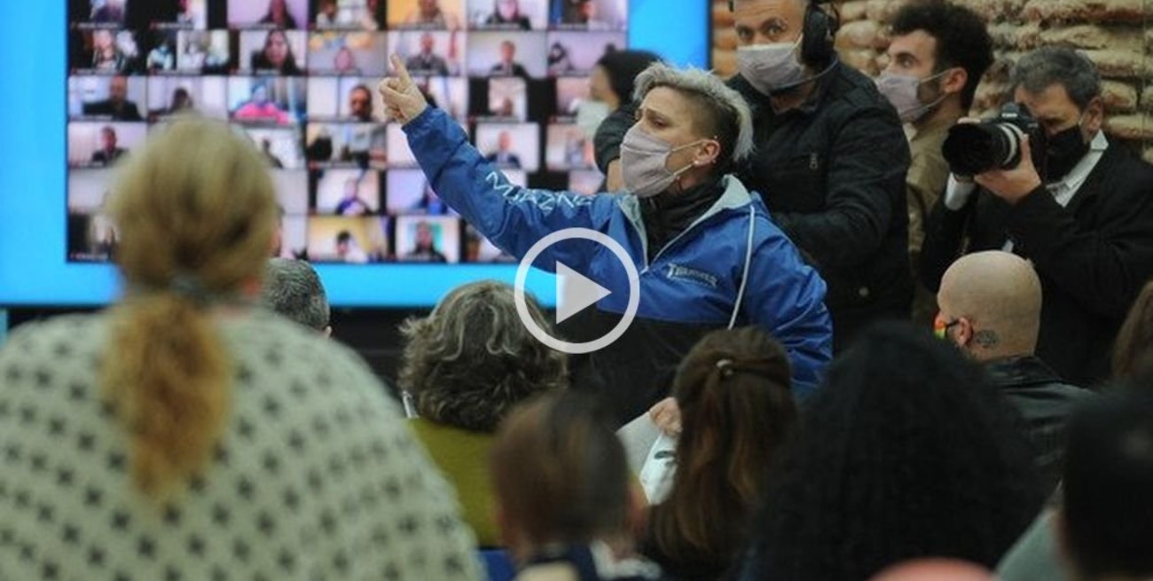 "No somos una X": la advertencia a Alberto Fernández en el acto de entrega de DNI a personas no binarias