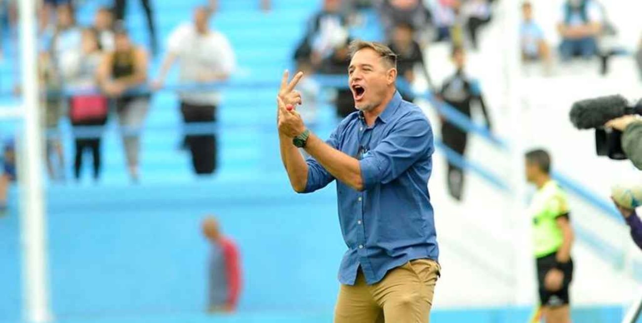 Enojo en Racing de Córdoba por el arbitraje en la final del Federal A