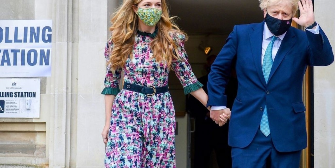 Boris Johnson y  Carrie Symonds esperan su segundo hijo
