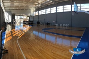 Gentileza Marcelo Sabatini El último  chiche .  El nuevo gimnasio cubierto inaugurado el año pasado, con una inversión de 15 millones de pesos y un gran apoyo de la gestión de gobernador Ing. Miguel Liftchitz. El club se abre a la comunidad desde siempre.