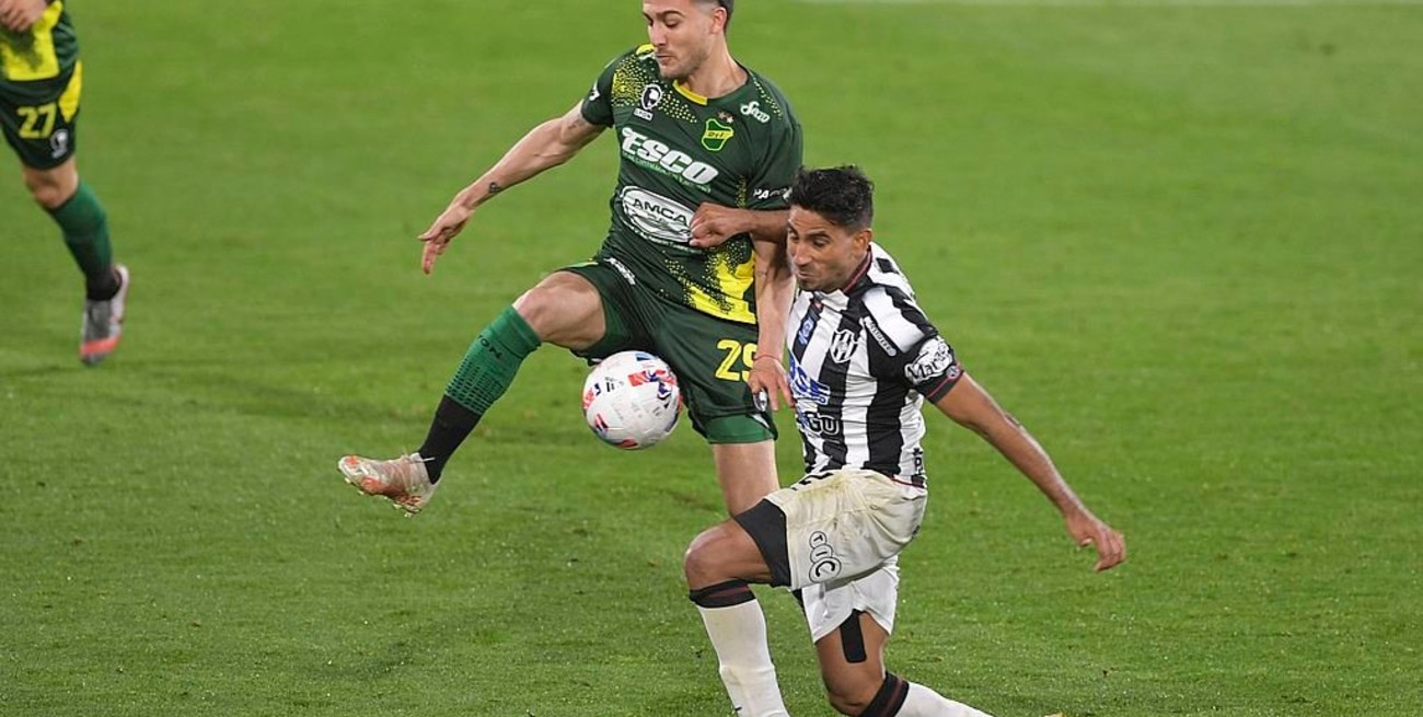 Defensa y Justicia lo tenía, pero Central Córdoba se lo empató en el final