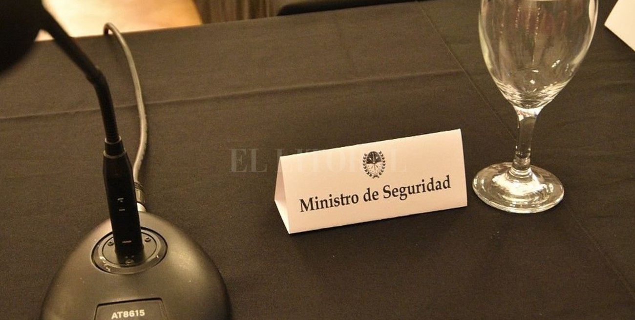 Sain contra la prensa: solo quiere noticias "positivas"