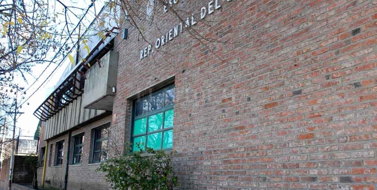 Investigan por qué se intoxicaron 16 alumnos de un colegio de la ciudad