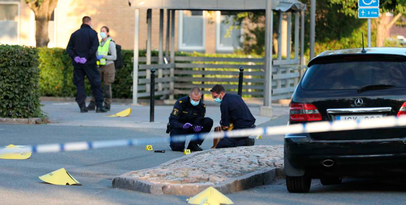 Tres personas resultaron heridas de gravedad tras un tiroteo en Suecia