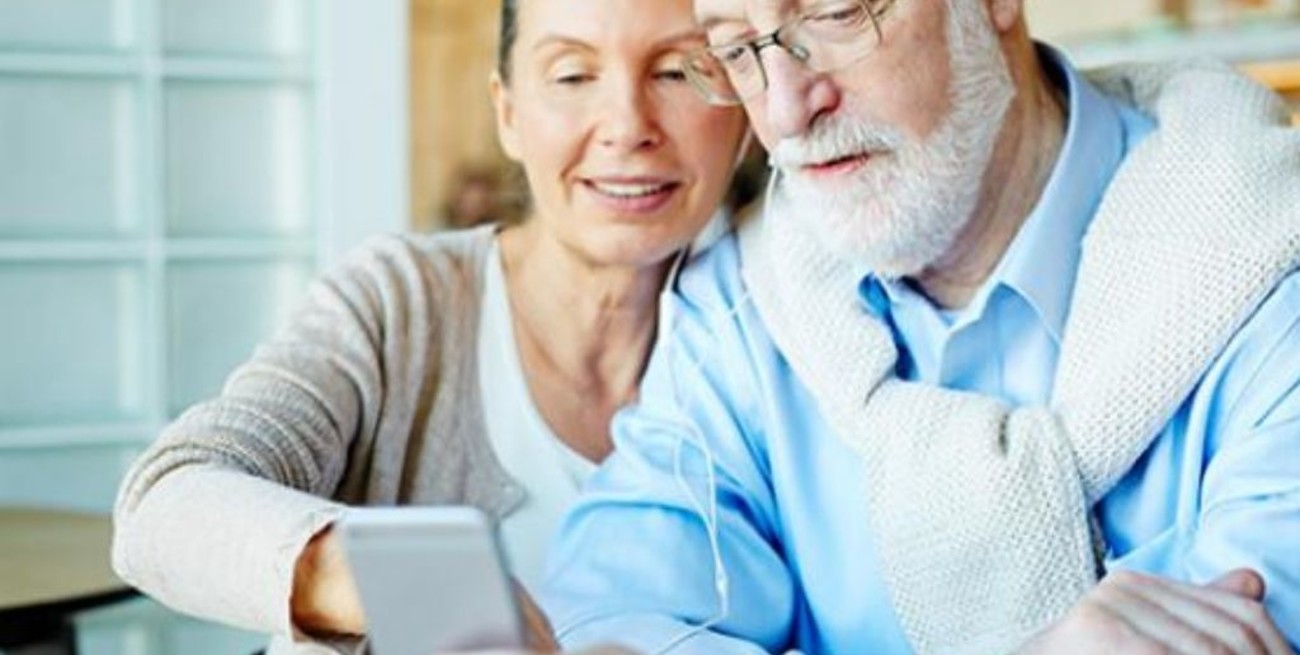 Los jubilados podrán comprar teléfonos en 18 cuotas sin interés