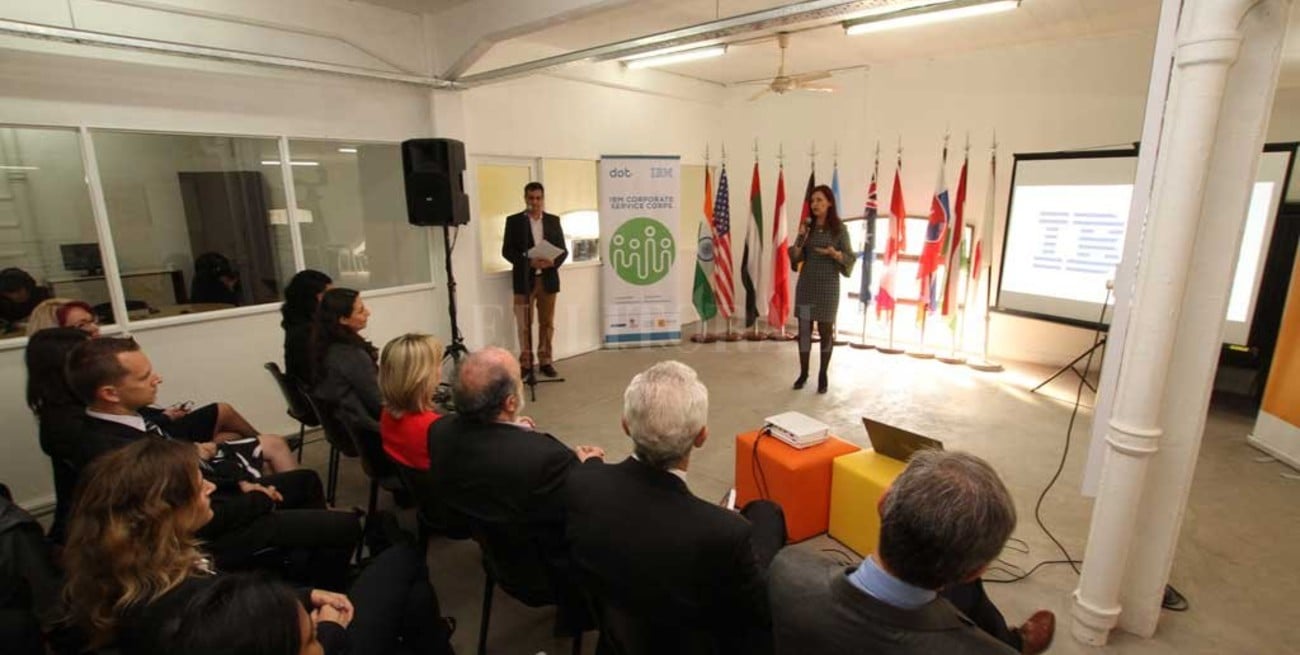 IBM brindará asesoramiento gratuito a cuatro entidades de la ciudad