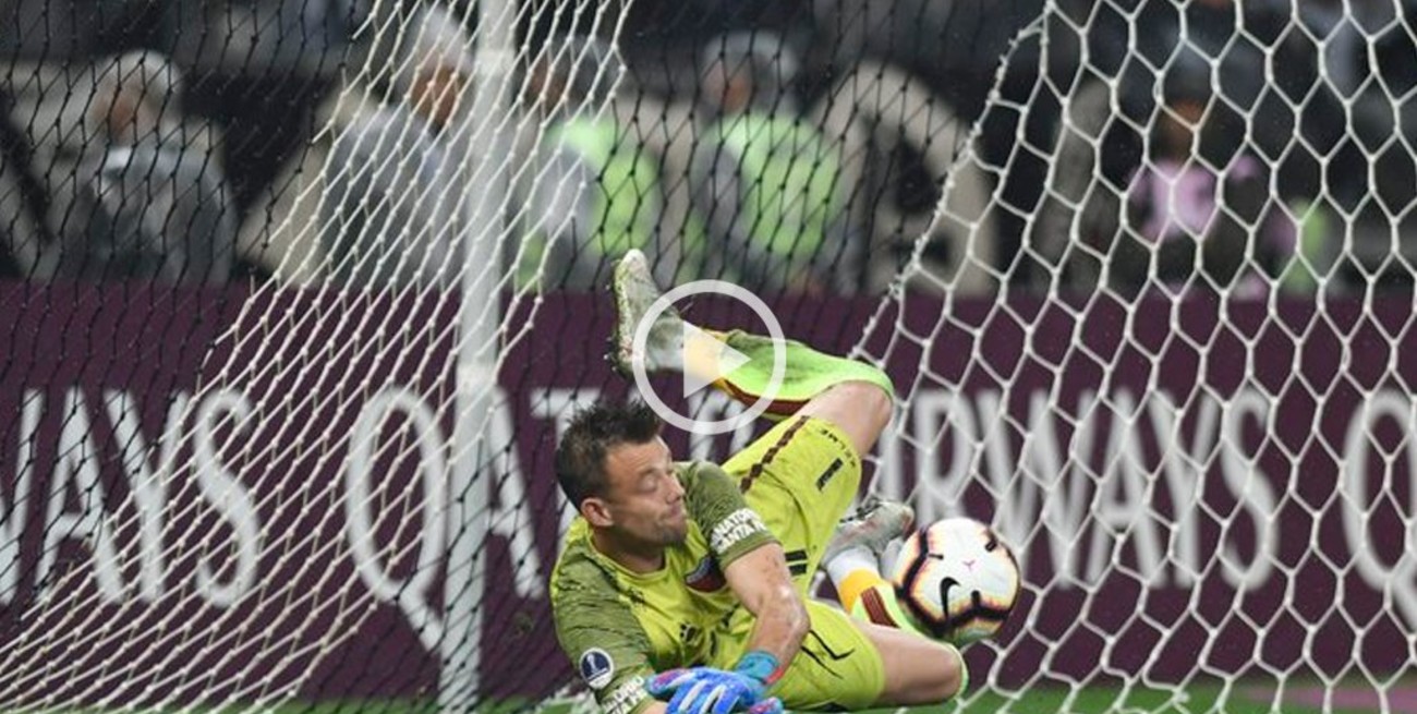 Burián: "estuve siete horas mirando video de los penales"