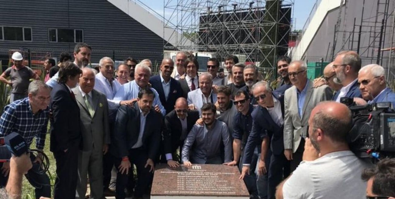 Se colocó la piedra fundacional del nuevo estadio de Estudiantes
