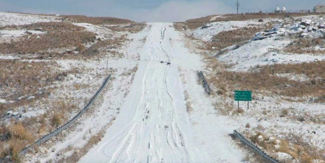 Córdoba: Por la nieve continúa cerrado el camino de las Altas Cumbres