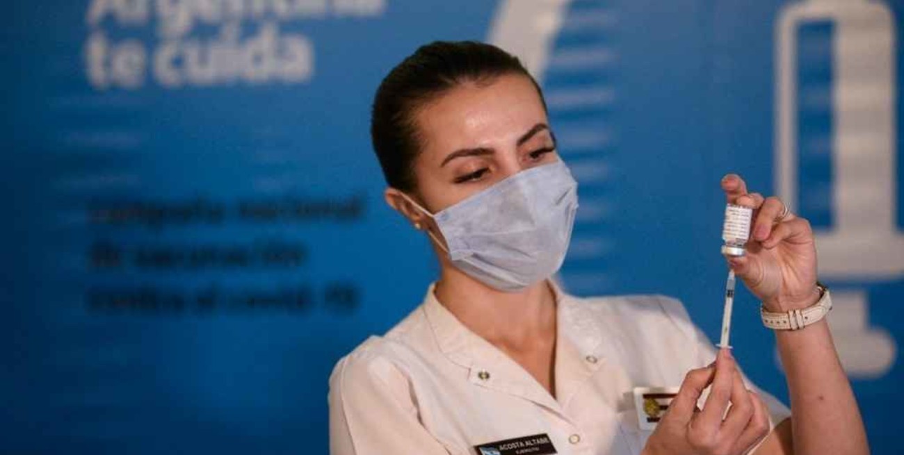 Corrientes comienza a vacunar con la tercera dosis a mayores de 50 años