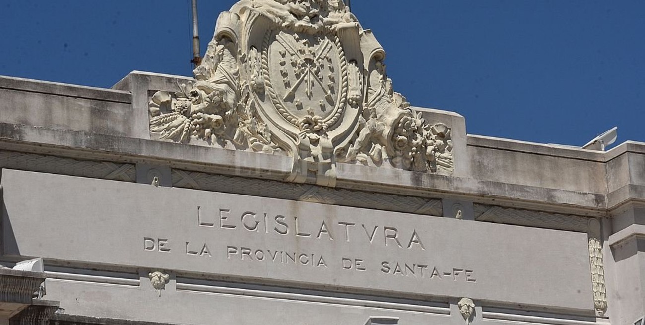 La puja por los nuevos límites en la política santafesina