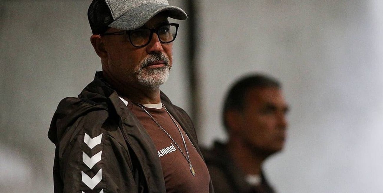 "Chocho" Llop acordó la extensión de su contrato en Platense