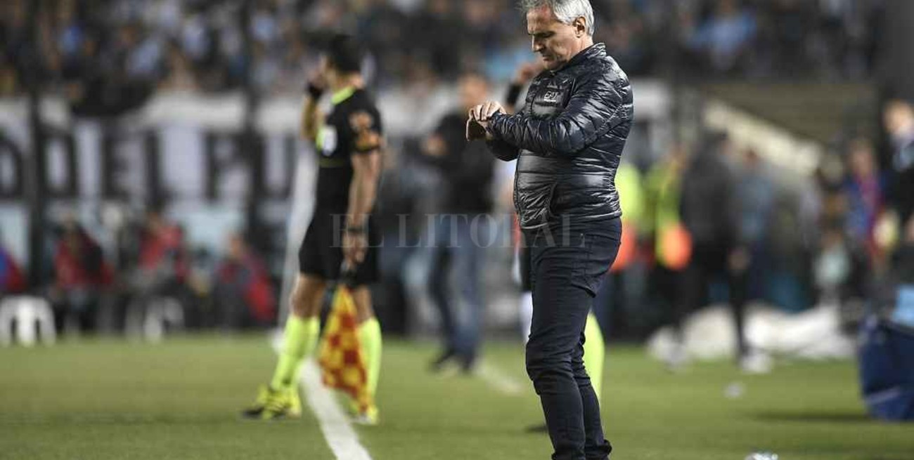 Leo quiere volver a las fuentes: 4-4-2